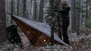 24 Hours Winter Camping Alone in -10°c