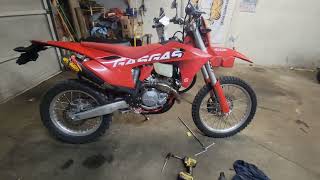 2024 gasgas es500 1200 mile review. enduro, street legal dirtbike. I LOVE this motorcycle