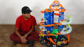 New Hot Wheels City Ultimate Garage Escape The Chasing T Rex