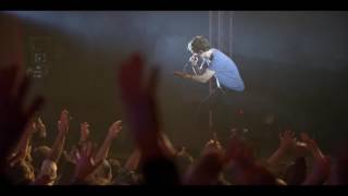 Bo Burnham Can't Fit His Hand Inside of A Pringle Can (Father Edition)