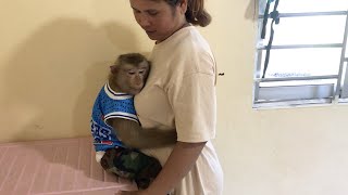 Good Boy Jason Suddenly Intend To Hug Gratitude With Mom