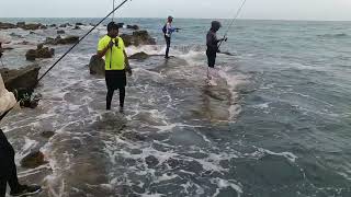 Fishing King Mackerel in Mauritania- Rock fishing - jerk bait lures