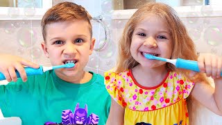 Brush your teeth song with Diana and Roma