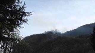 LECCONOTIZIE - Incendio a Onno, elicottero della Forestale in azione