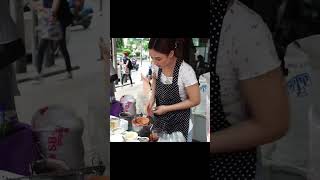 The Most Popular Coffee Lady in Bangkok - PloysaiCoffee - Thai Street Food