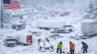 CHAOS in Wyoming! I-80 Shut Down After Major Multi-Vehicle Crash in Snowstorm