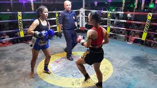 Phetmanee Sitkaewjan (blue) Vs Phetkalnoi Karen (red), Rd 01, 50 kilos, @Antza Thaiboxing