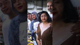 KUWAITI FAMILY 1st time EATING BOODLE FIGHT IN THE PHILIPPINES #shorts