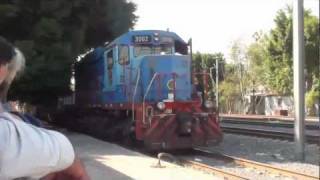 Trenes pasando por la estación de Querétaro - KCSM