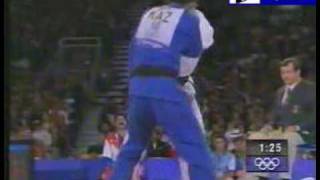 Judo 2000 Sydney: Manolo Poulot (CUB) - Bazarbek Donbay (KAZ) [-60kg] bronze