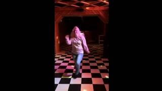 Dance on: Halkat Jawani