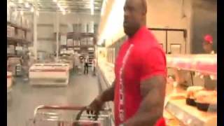 Massive Ronnie Coleman at Costco.mp4