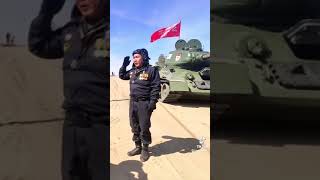 Ролик до слёз!!! Участнику ВОВ, пригнали танк Т- 34!!! Мы гордимся своими героями ВОВ!🙏🙏🙏❤️❤️❤️🚩🚩🚩