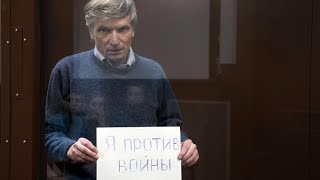 Mosca, deputato comunale contrario alla guerra affronta il processo