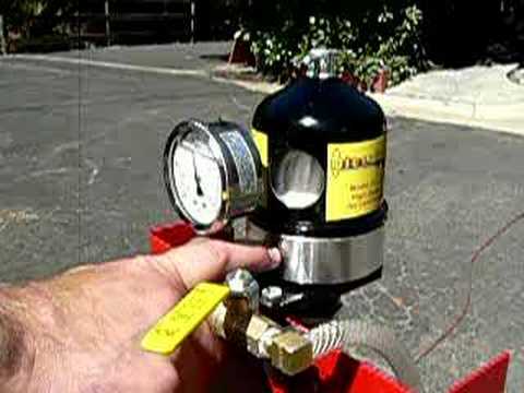 Cleaning waste vegetable oil with Dieselcraft centrifuge Cleaning waste vegetable oil with Dieselcraft centrifuge