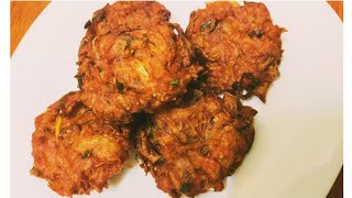 തട്ടുകട സ്റ്റൈൽ നല്ല മൊരിഞ്ഞ ഉള്ളിവട || Ulli vada Kerala Style || Nadan Ulli Vada || Onion Bajji