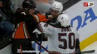 Sean Durzi vs Frank Vatrano Nov 1, 2023