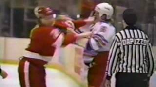 Bob Probert vs Mark Tinordi Dec 14, 1987