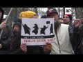 right wing demo in berlin calls on merkel to go