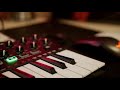 AKAI PROFESSIONAL / MPK MINI ( CINEMATIC)