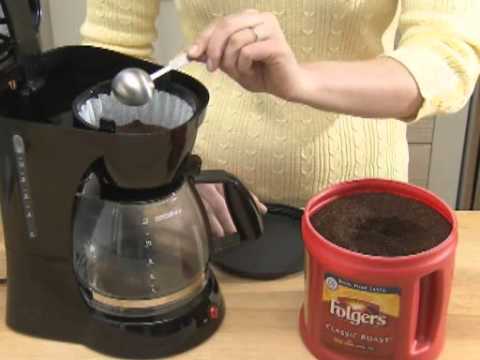 How to Make Coffee in a Coffee Maker How to Make Coffee in a Coffee Maker