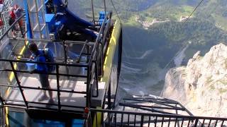 Auf der Seilbahn auf den Dachstein - 2D