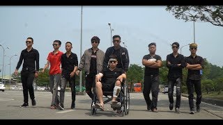 Huyle đón Hayzo ở sân bay