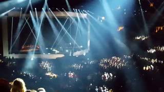 Adele - Skyfall pt.1 - NYC - Sep 26th 2016 (Last Night)