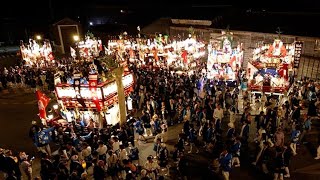 江差 豪華装飾１３台のヤマが下町を巡行 姥神大神宮渡御祭始まる