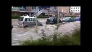 Wateroverlast in Arnhem, op de Wichard van Pontlaan.