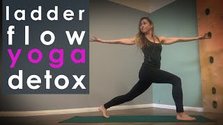 Ladder Flow Yoga Detox with Twists (30 min)