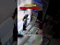 女交警高温下执勤，进商店买水时突然晕倒在地 监控下的一幕