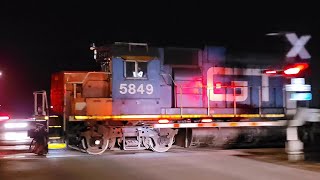 CN 581 Light Power - GTW 5824 \u0026 GTW 5849 In Lynden Ontario