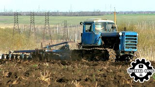 Трактор ДТ-75М. Просто видео работы старичка с дисковой бороной