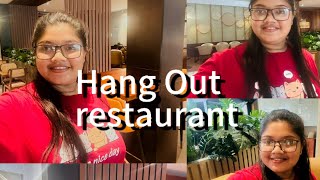 Hang Out Restaurant එකේ Food review එකක් 😍😍😍...mirror එකක් දැක්කම ඔයත් මෙහෙම ද?...👀🤭😜