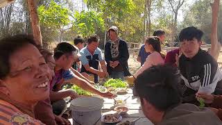 บรรยากาศที่หาดูยากพร้อมบอกกินข้าวสามัคคีบ้านพร้อมมินนี่