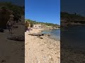 ez is a korala beach a kifekvős forrásos nyugis része. horvátország nyaralás tengerpart