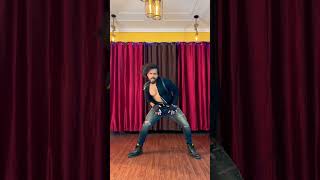 Jhoome Jo Pathan #dance #awesome #love #trending #bollywood #viral #shorts #srk #youtubeshorts