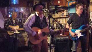 Alvin Crow Ginny's Little Longhorn Saloon Austin, TX 2/4/10