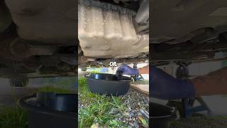 VW Golf Gti MK5 2.0 tfsi Service ( oil change ) Pt.1