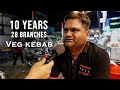 MBA KATHIROLL wala | 28 Branches in 10 years | famous street food | Avadh Foods JHANSI | Apki kahani