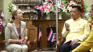 THAI กงสุลใหญ่สหรัฐอเมริกา ประจำจังหวัดเชียงใหม่ เยี่ยมชมโบราณสถานอุทยานประวัติศาสตร์สุโขทัย