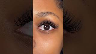 Let’s do a Wet Set 😍 #lashextensions #lashes #lashtech #lashtutorial #lashsupplies #esthetician
