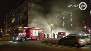 Brand bij supermarkt Lent, flat ontruimd