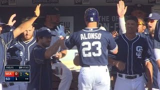 MIA@SD: Alonso's sac fly gets Padres on the board