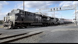 Norfolk Southern train 3625 GE ET44AC leads NS 1008 EMD SD70ACe, Hershey, Pennsylvania