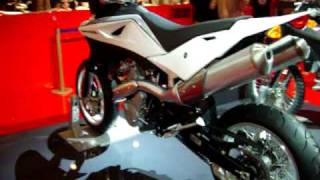 Husqvarna SM 630 Supermotard EICMA Italy www.nieuwsmotor.nl