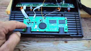 A quick look inside the Atari Flashback 3