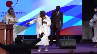Mother Anderson Goes in a PRAISE BREAK @ NC 2nd Eccl. Jurisdictional Holy Convocation 2021!