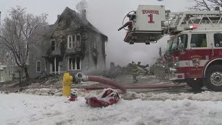 Fire destroys Norway apartment building